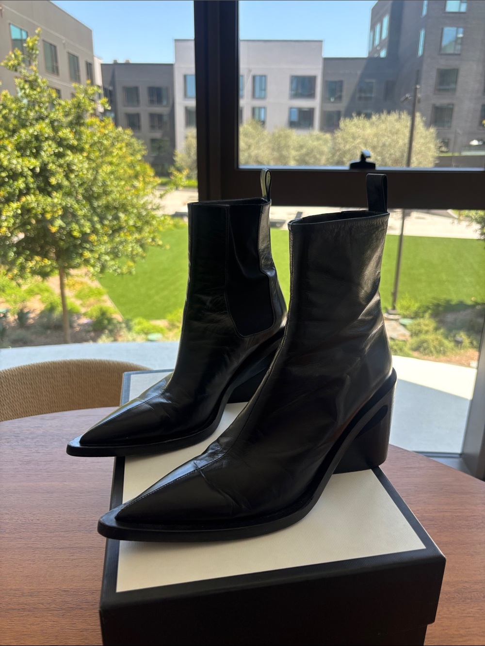 Jil Sander Black Pointed Leather Block Heel Ankle Boots